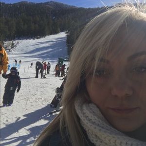 Meet your Posher, Mary